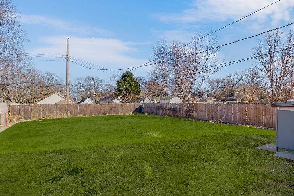 511 S Cedar Avenue — photo 30