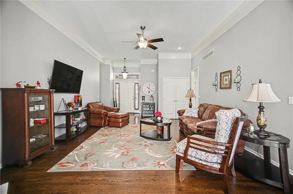 8611 N Liston Avenue — photo 5