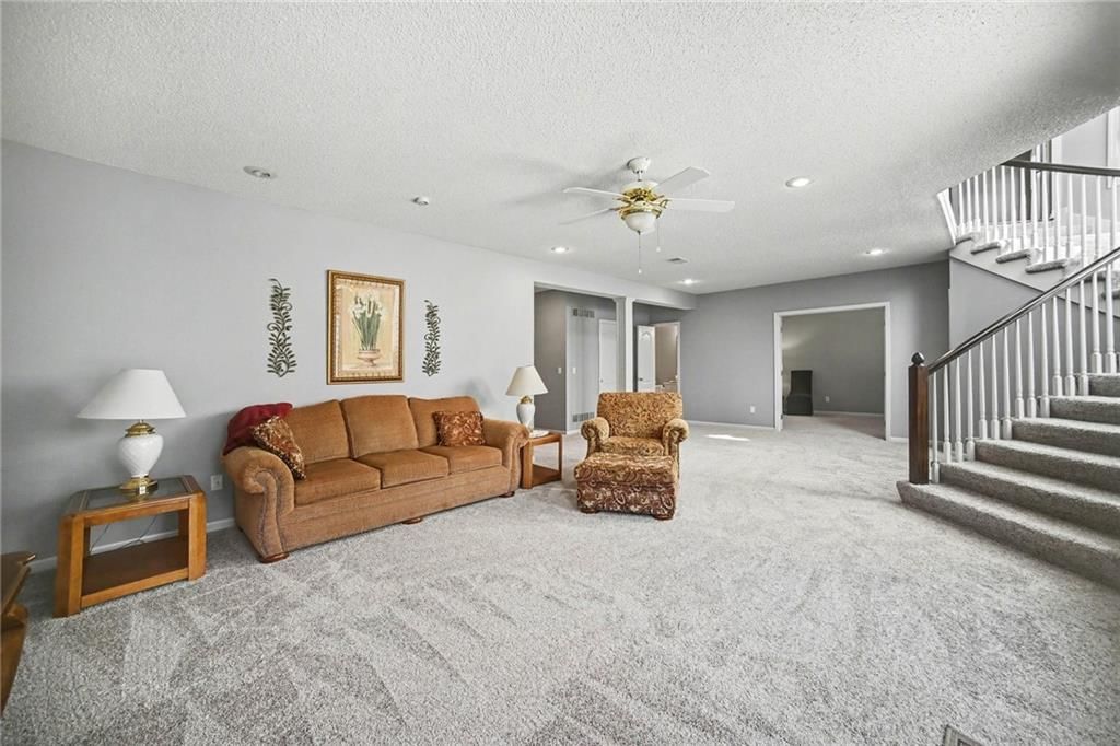 8611 N Liston Avenue — photo 19