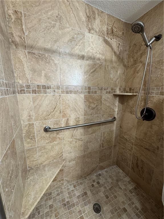 4703 NW Gower Avenue — photo 17