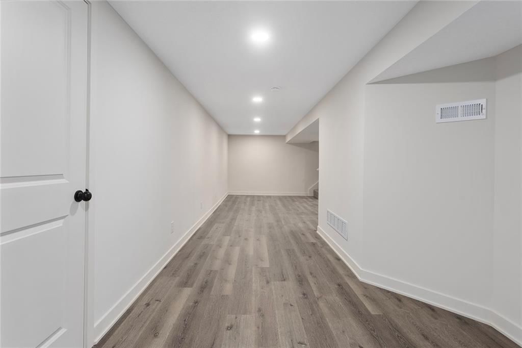 5731 Nogard Avenue — photo 24