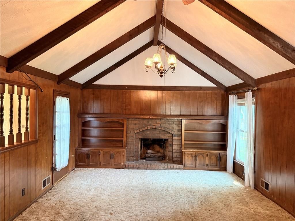 105 N Landcaster Drive — photo 8