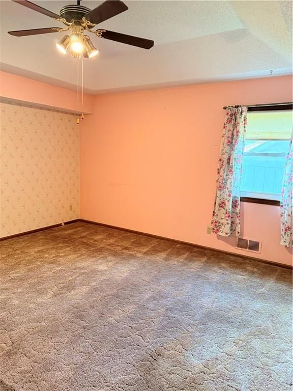 105 N Landcaster Drive — photo 19