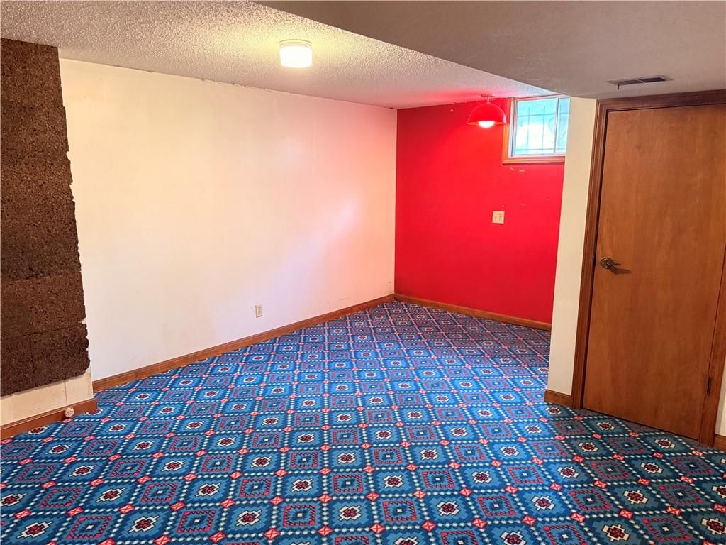105 N Landcaster Drive — photo 28