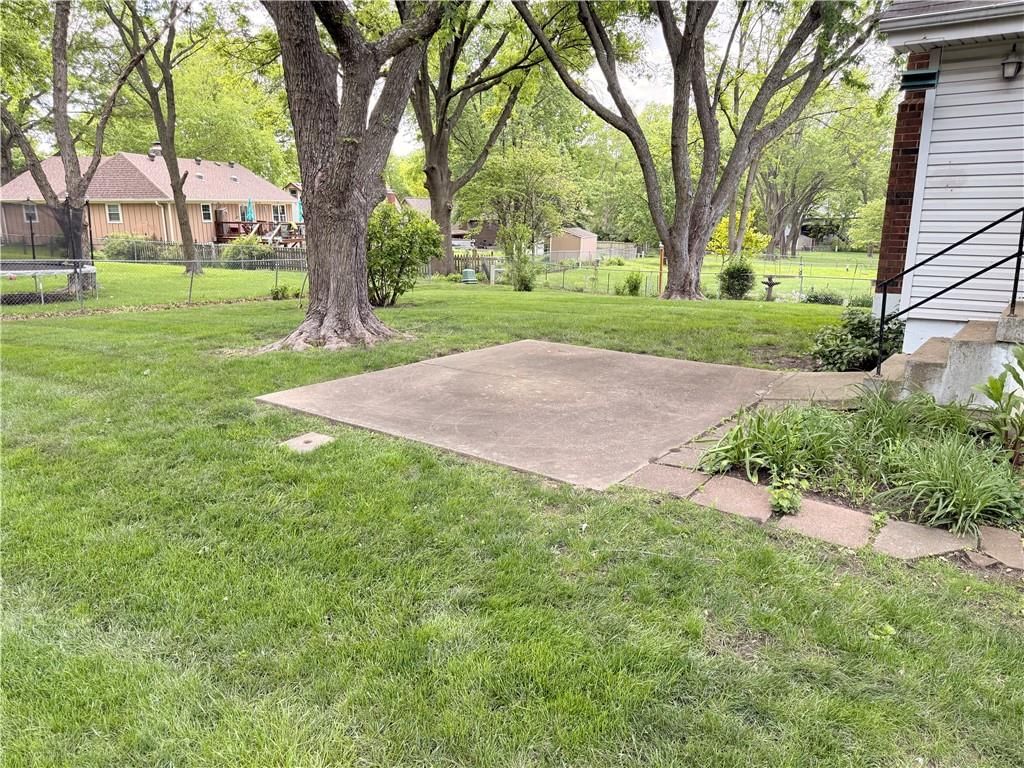 105 N Landcaster Drive — photo 34