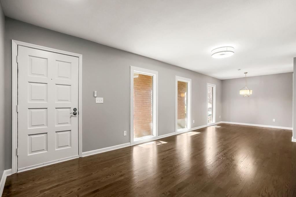 500 Stacey Drive — photo 3