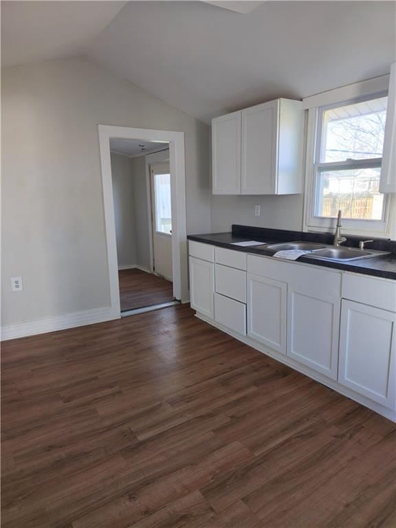 604 S Market Street — photo 3