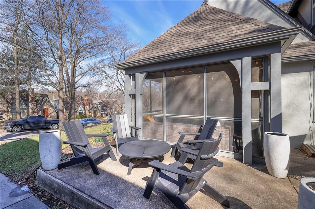 6841 Oak Terrace — photo 7