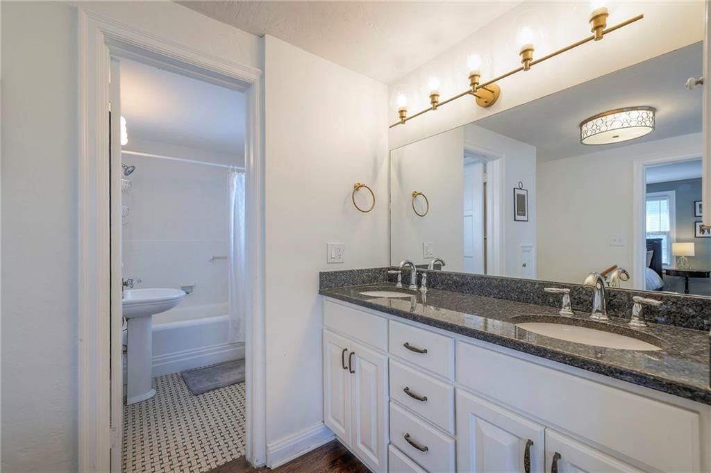 6841 Oak Terrace — photo 41