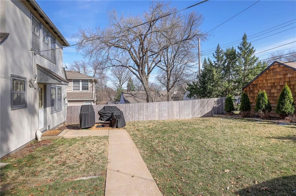 6841 Oak Terrace — photo 50
