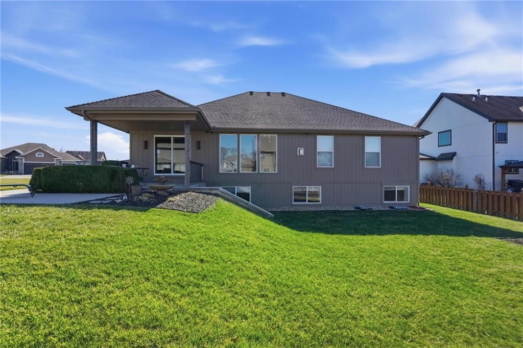 822 SW 35th Terrace — photo 49
