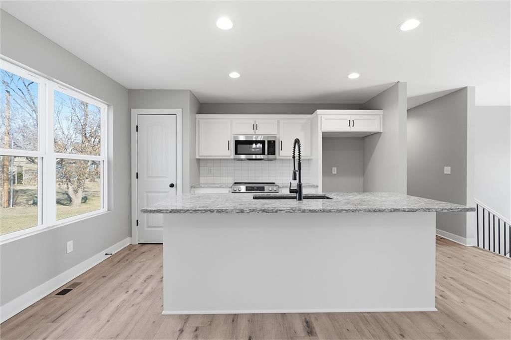 15600 Kay Avenue — photo 11