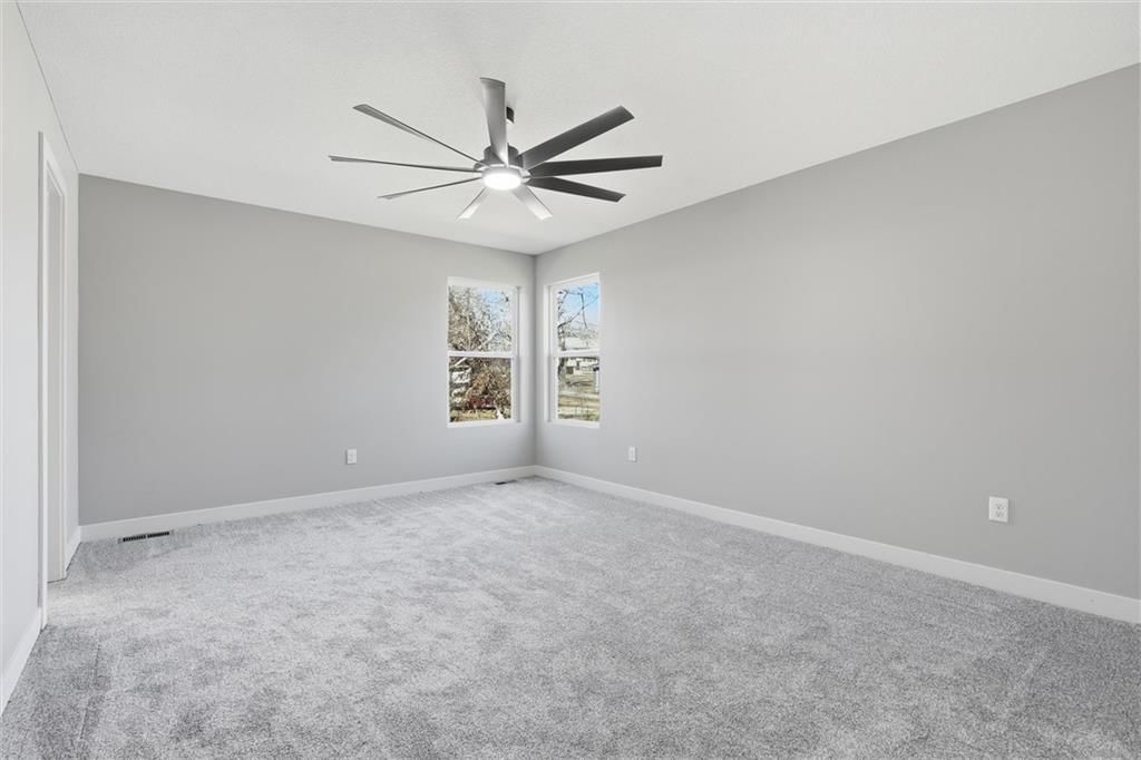 15600 Kay Avenue — photo 17