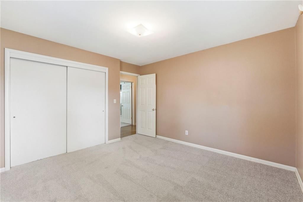 912 W 100th Terrace — photo 27