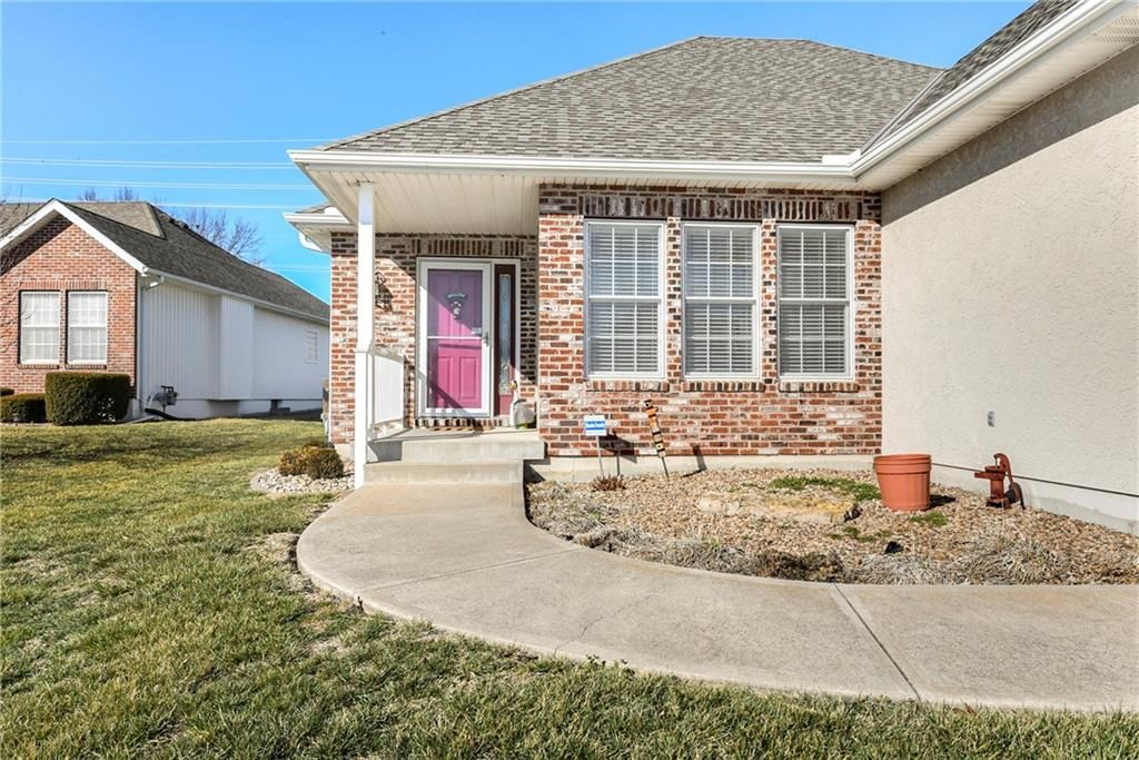 1108 SW Hoke Drive — photo 4