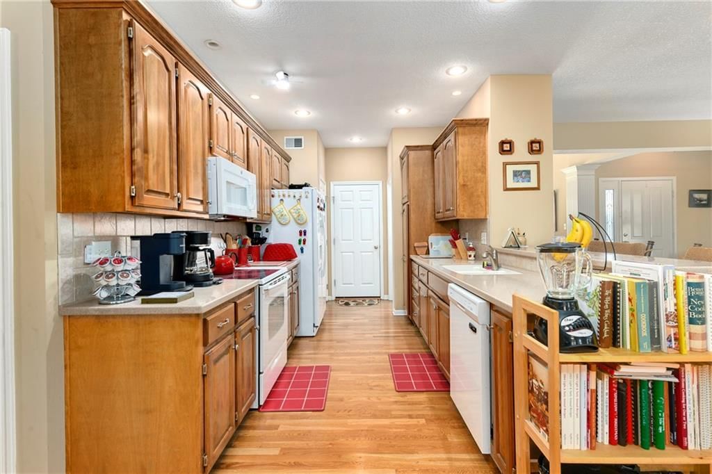 1108 SW Hoke Drive — photo 14