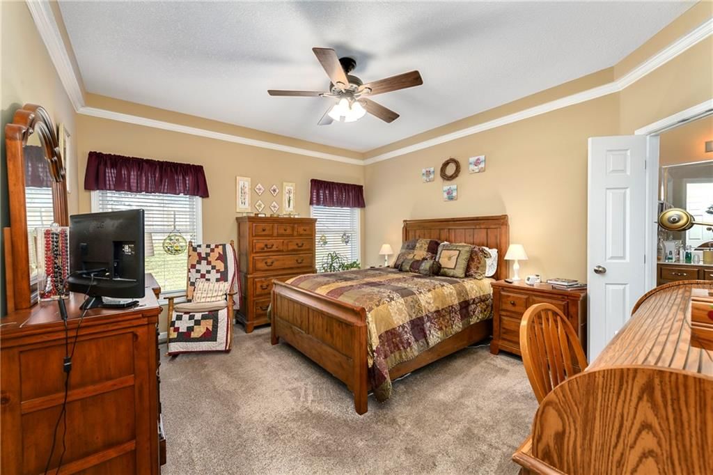 1108 SW Hoke Drive — photo 25