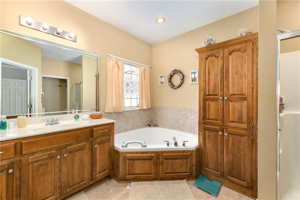 1108 SW Hoke Drive — photo 28