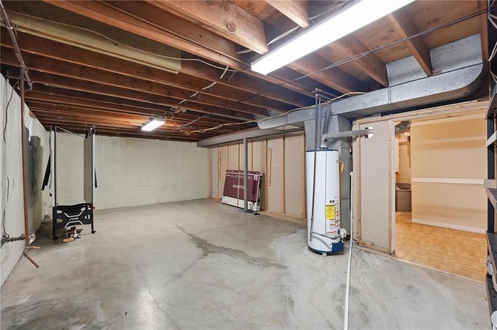 4847 NE Chouteau Drive — photo 29