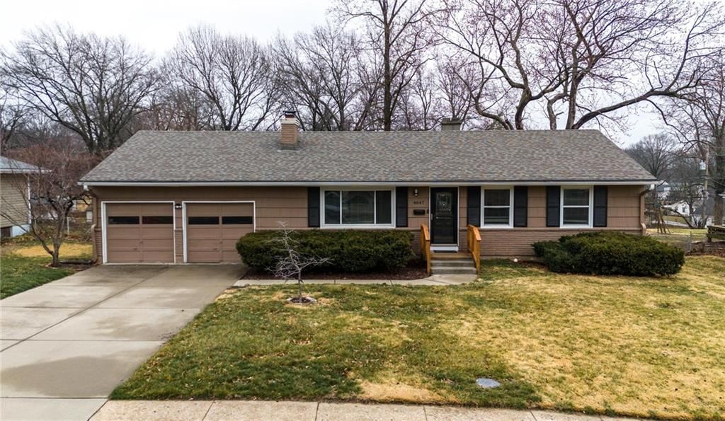 4847 NE Chouteau Drive — photo 46