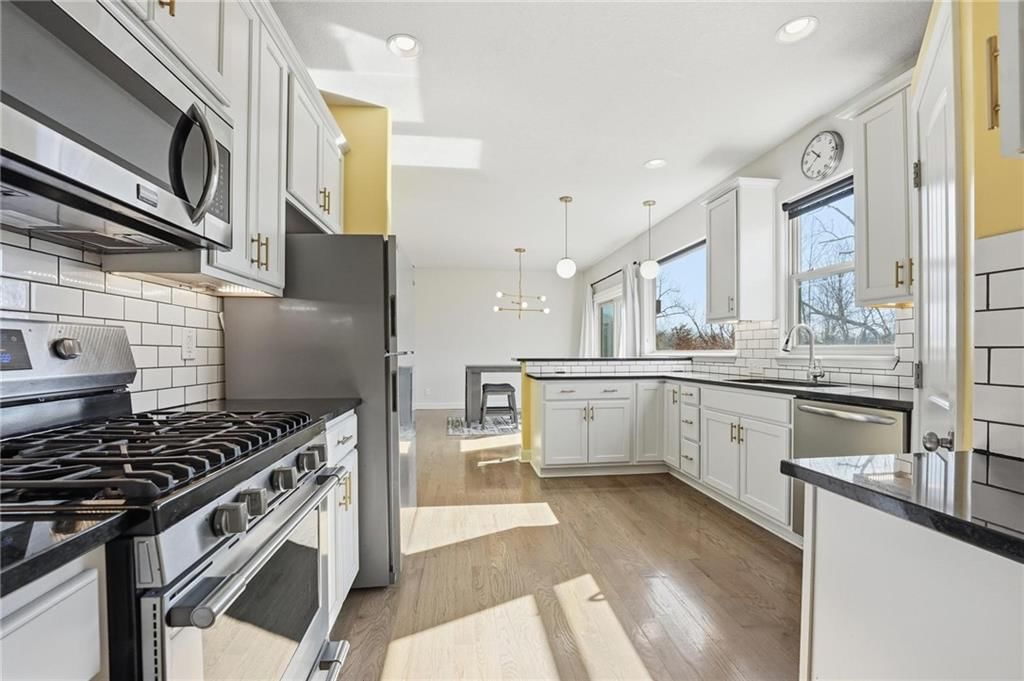 12629 CHARLOTTE Street — photo 12