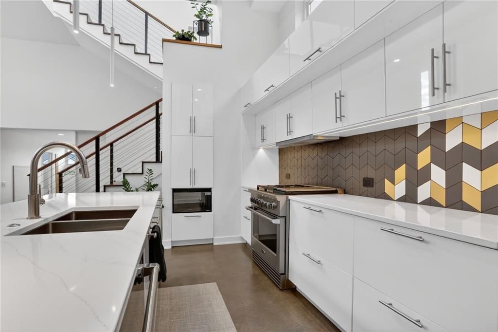 1727 Madison Avenue — photo 10