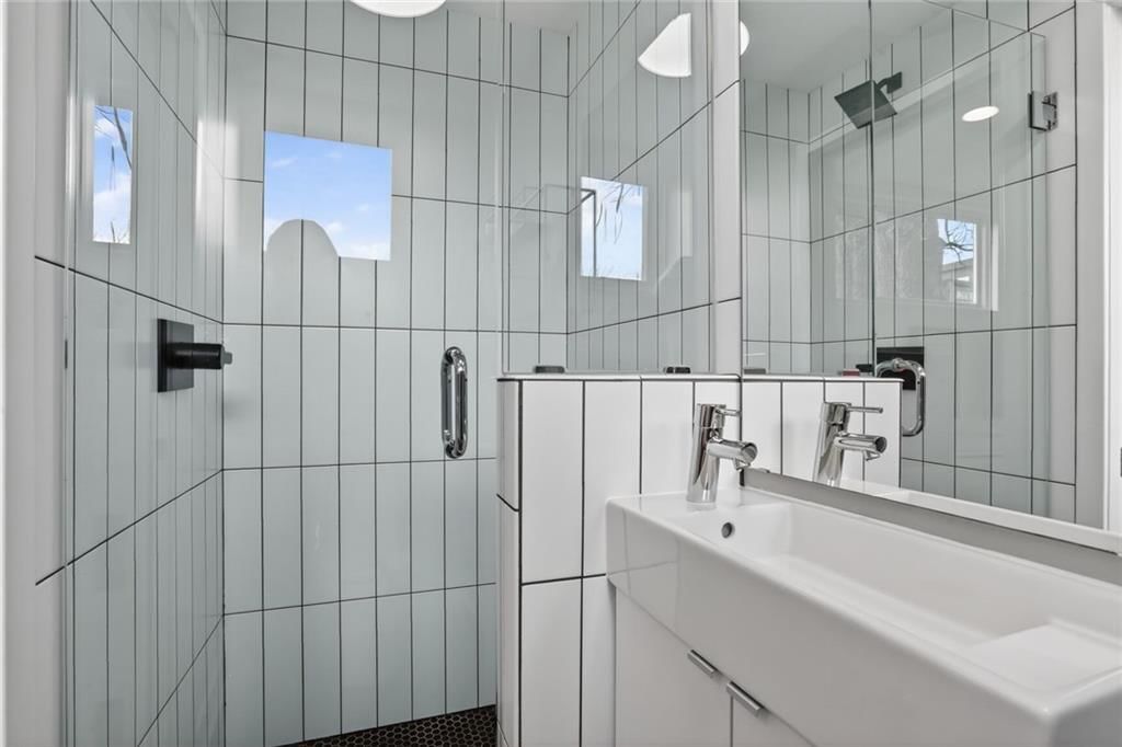 1727 Madison Avenue — photo 21