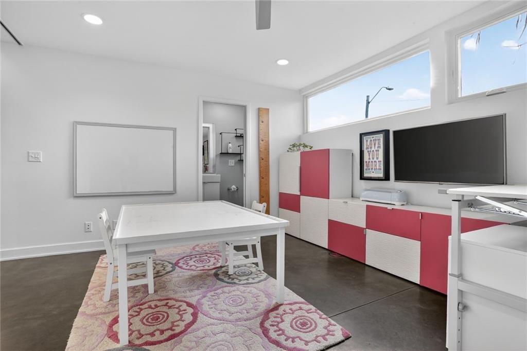 1727 Madison Avenue — photo 26