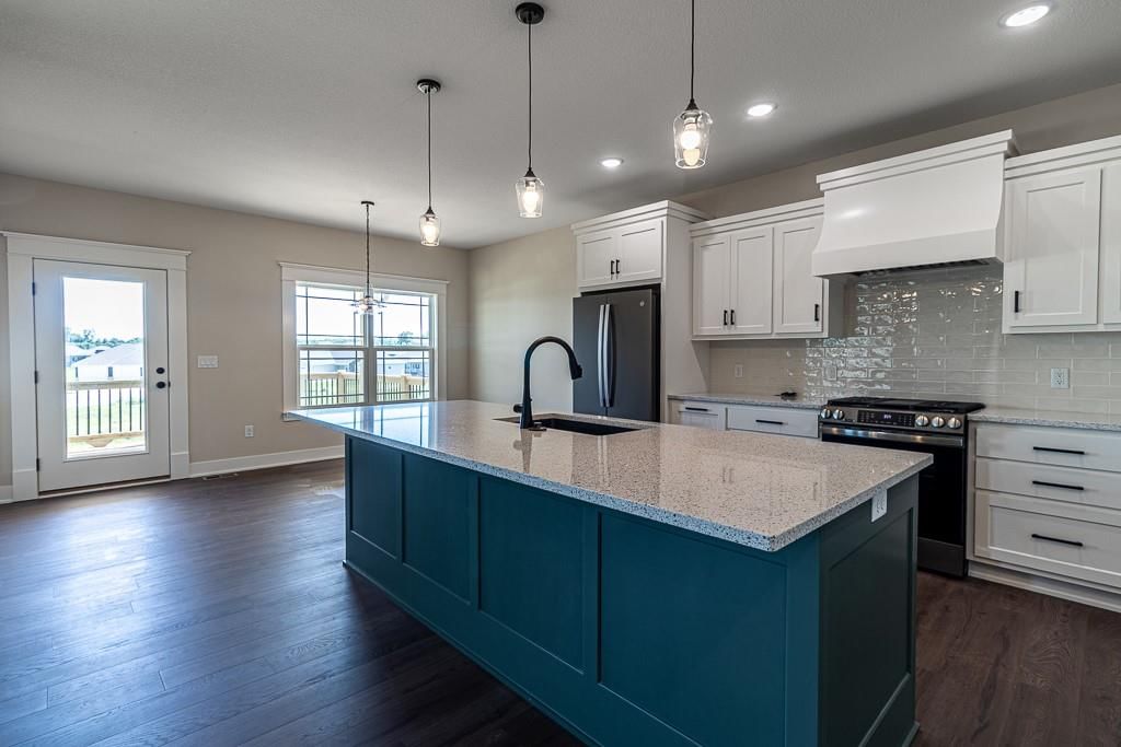 4704 Woodland Shores Court — photo 10