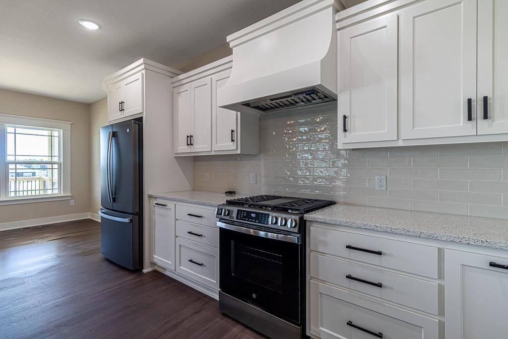 4704 Woodland Shores Court — photo 12