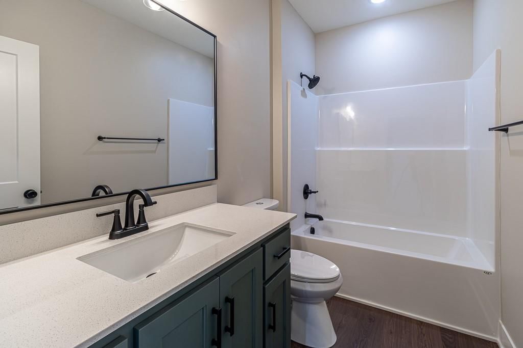 4704 Woodland Shores Court — photo 33