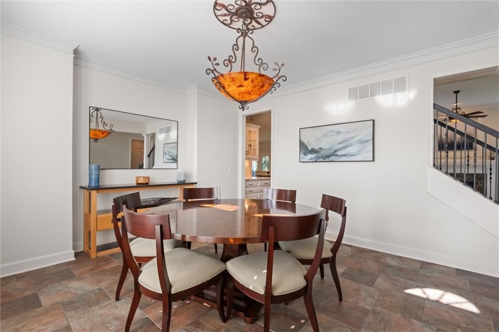 8190 Shoreline Drive — photo 5
