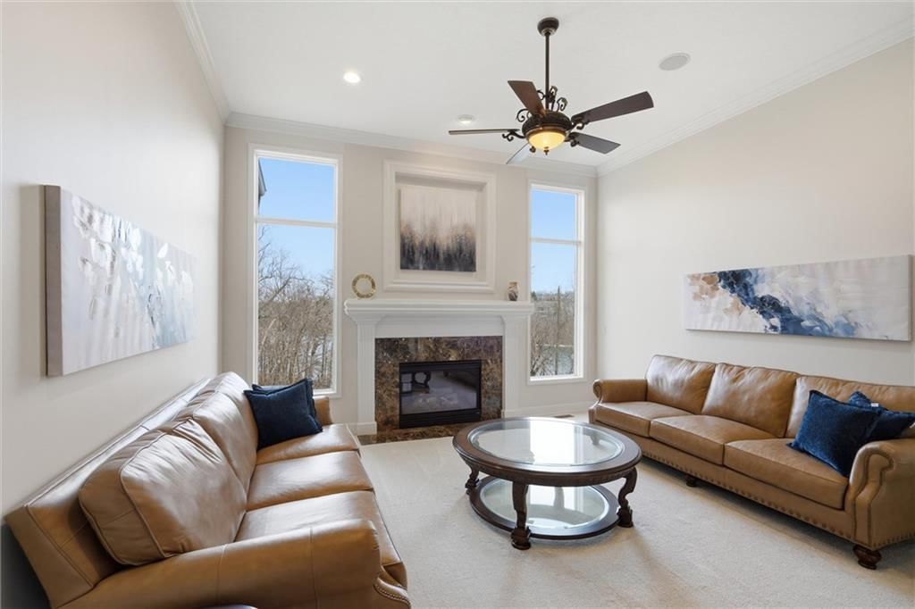 8190 Shoreline Drive — photo 9