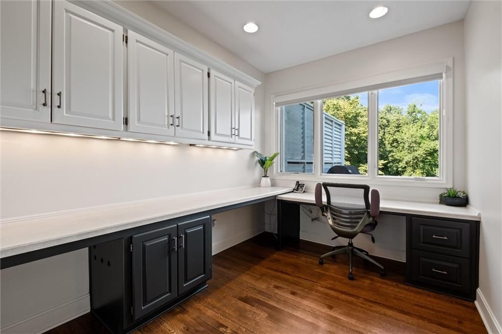 8190 Shoreline Drive — photo 18