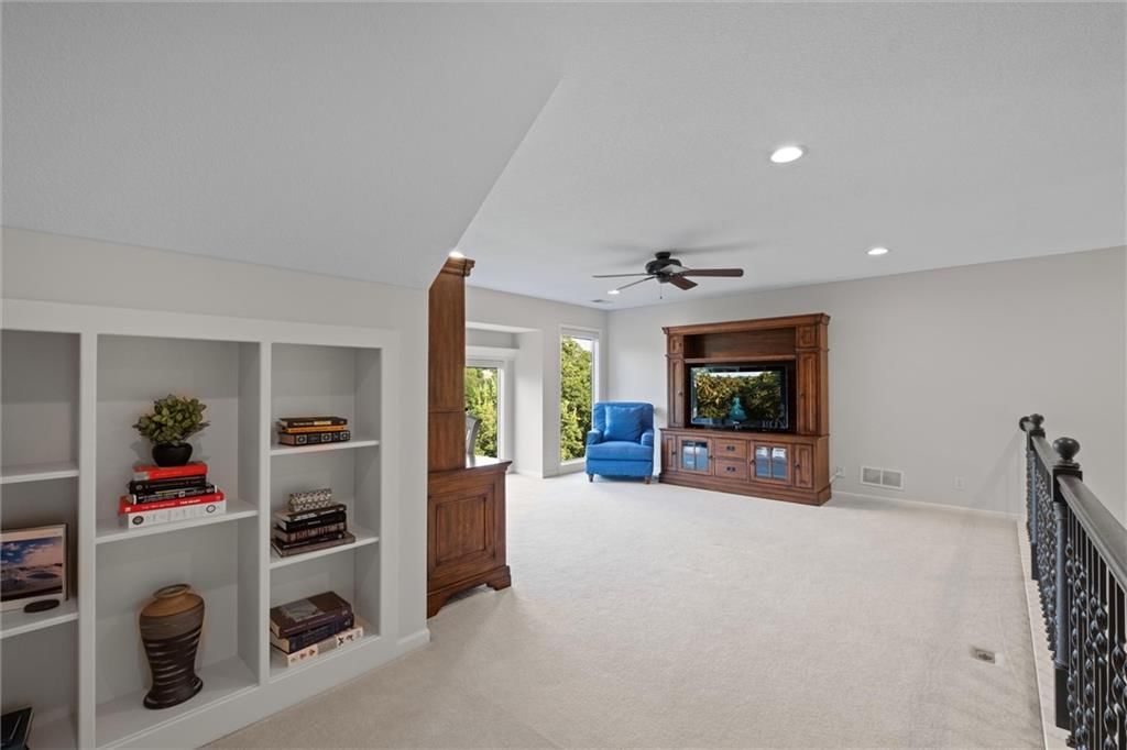 8190 Shoreline Drive — photo 30