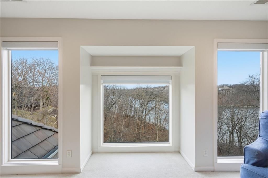 8190 Shoreline Drive — photo 31