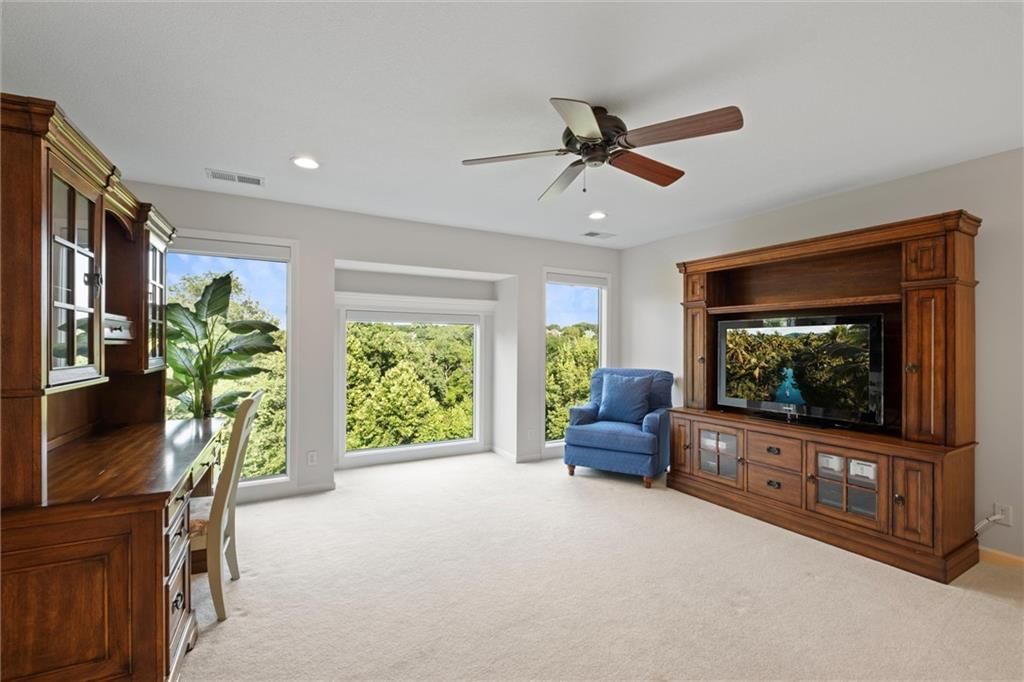 8190 Shoreline Drive — photo 32