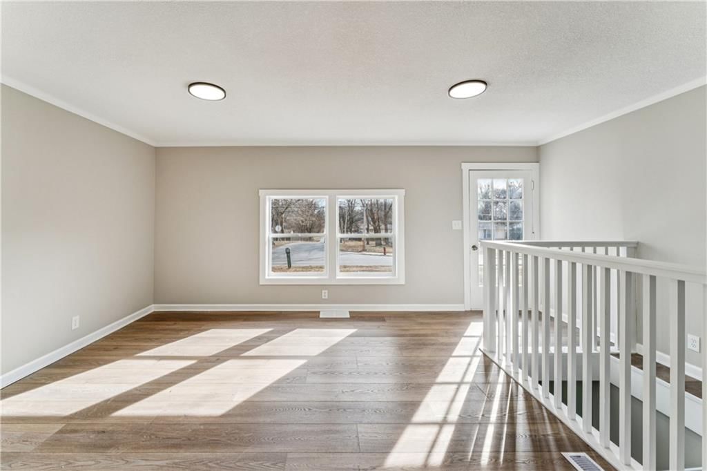 2414 NE 48th Street — photo 10