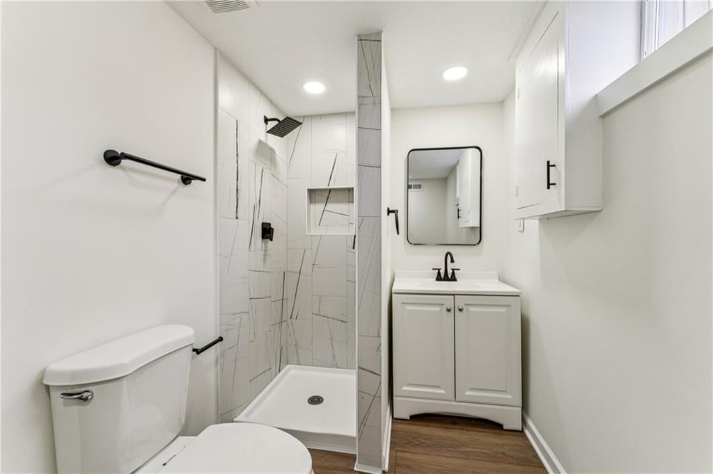 2414 NE 48th Street — photo 34