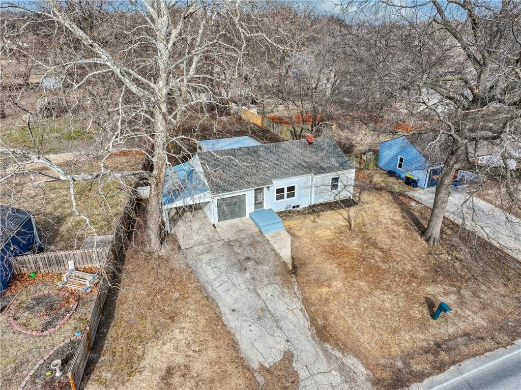 2414 NE 48th Street — photo 37