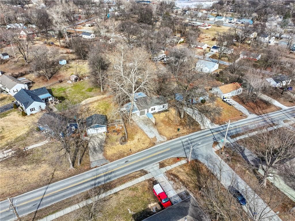 2414 NE 48th Street — photo 39