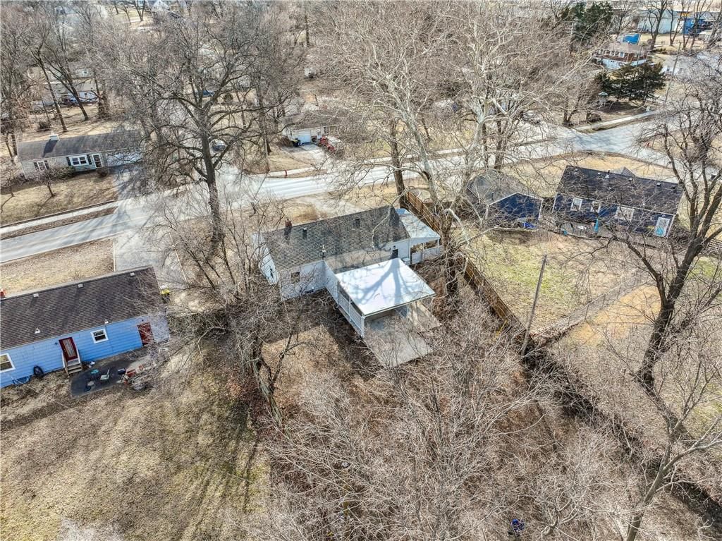 2414 NE 48th Street — photo 43