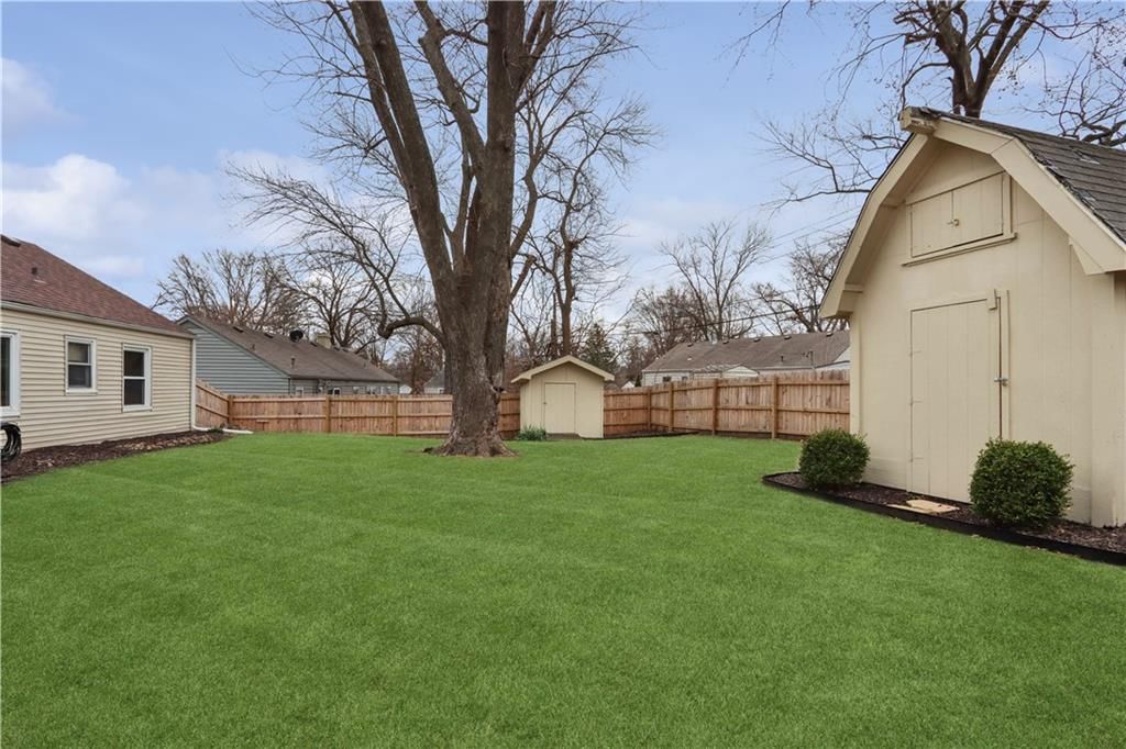 7516 High Drive — photo 15