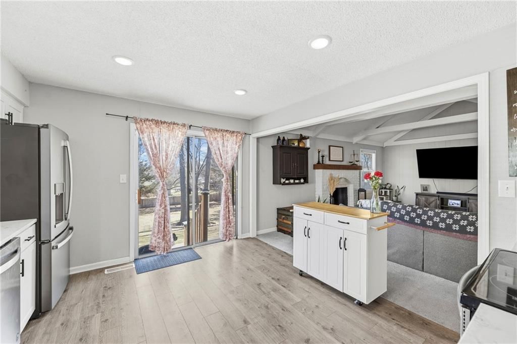 12525 Craig Avenue — photo 14