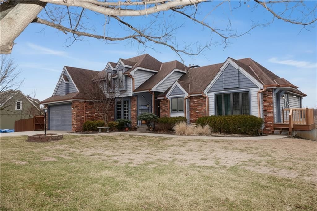 39 Mackenzie Drive — photo 2