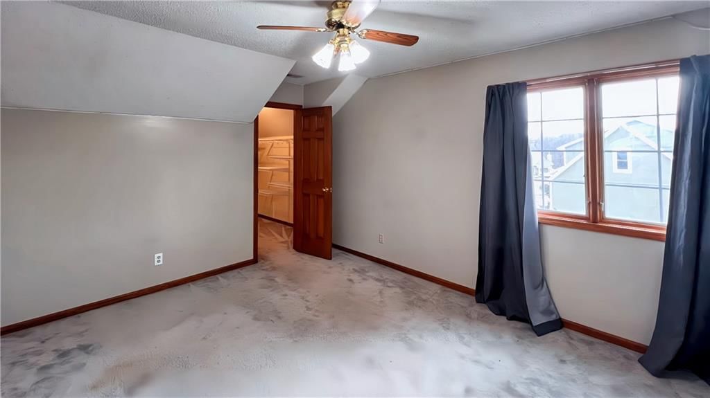 39 Mackenzie Drive — photo 35