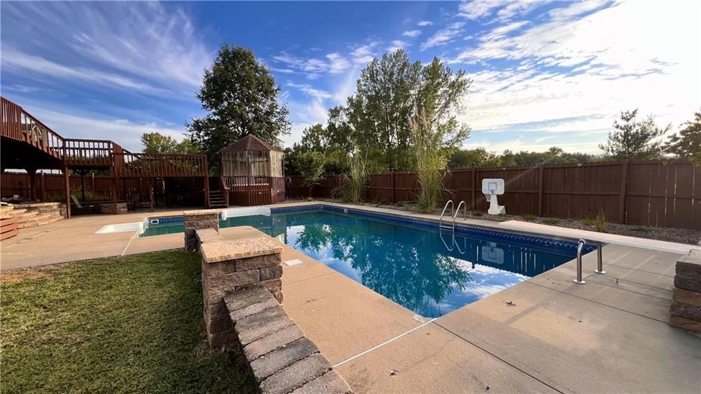 39 Mackenzie Drive — photo 63