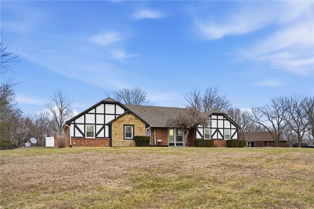 2082 Mulberry Road — photo 3