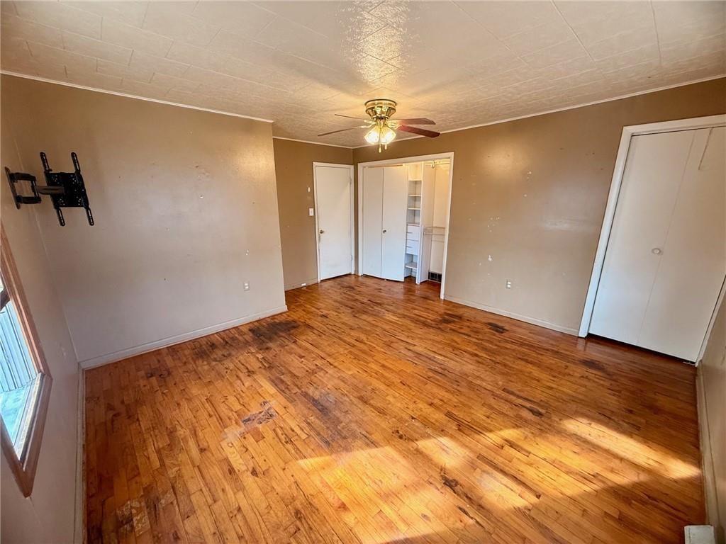 422 S Laura Street — photo 12