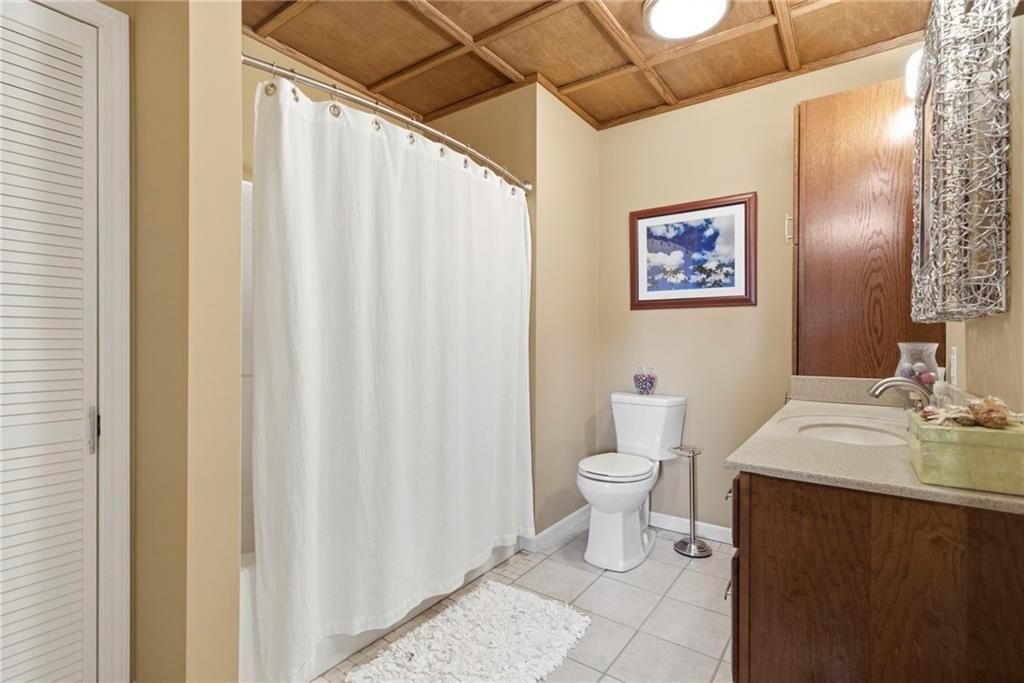 25605 Parallel Road — photo 35